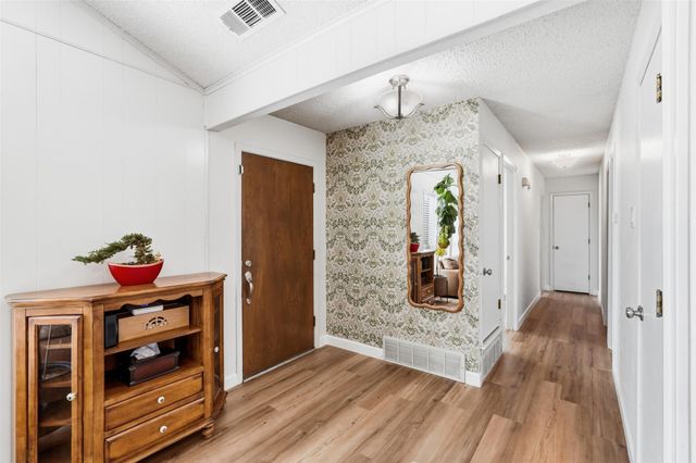 1421 Kingsbridge Drive, Garland, TX 75044