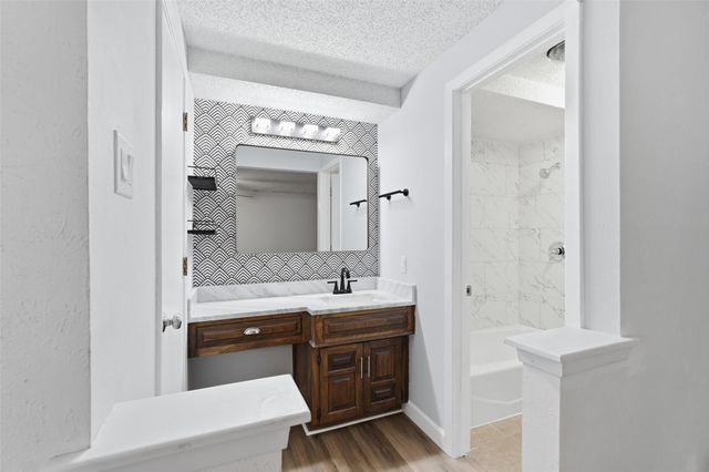 1421 Kingsbridge Drive, Garland, TX 75044