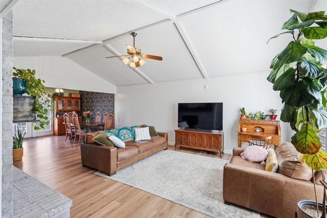 1421 Kingsbridge Drive, Garland, TX 75044