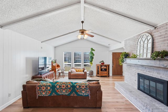 1421 Kingsbridge Drive, Garland, TX 75044