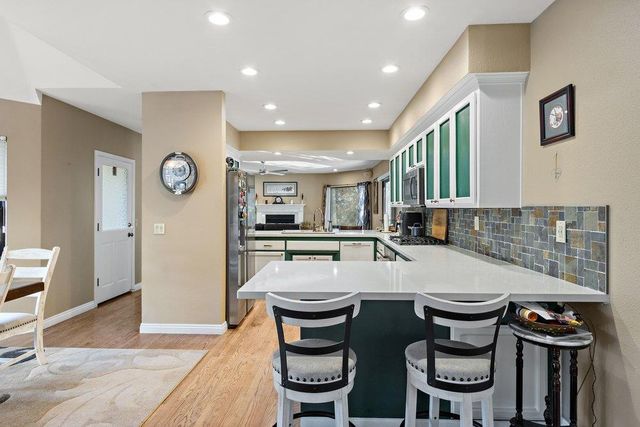 7786 Winding Way, Fair Oaks, CA 95628