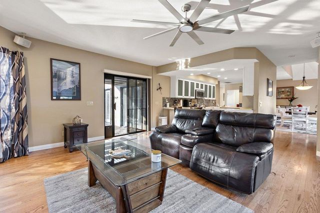 7786 Winding Way, Fair Oaks, CA 95628