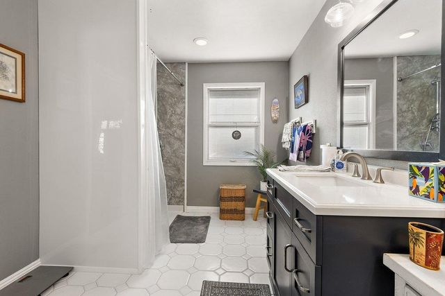 7786 Winding Way, Fair Oaks, CA 95628