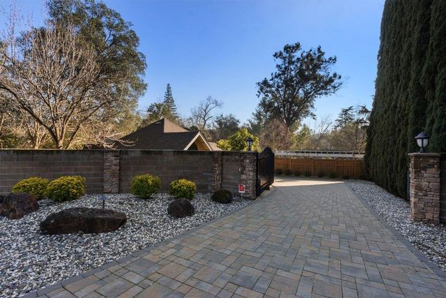 7786 Winding Way, Fair Oaks, CA 95628