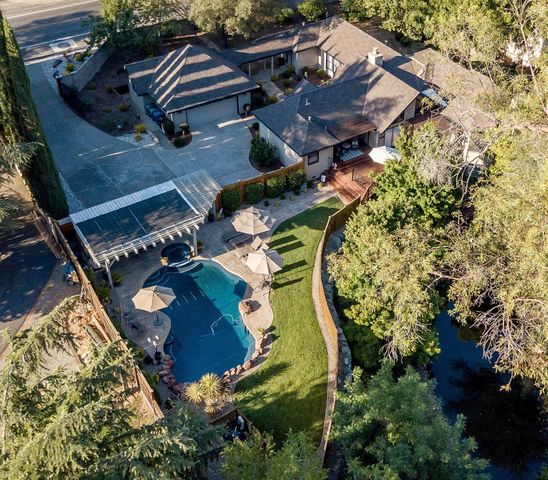 7786 Winding Way, Fair Oaks, CA 95628