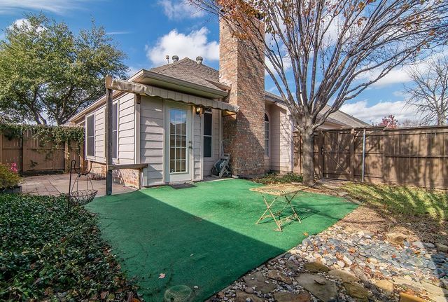10212 Waters Drive, Irving, TX 75063