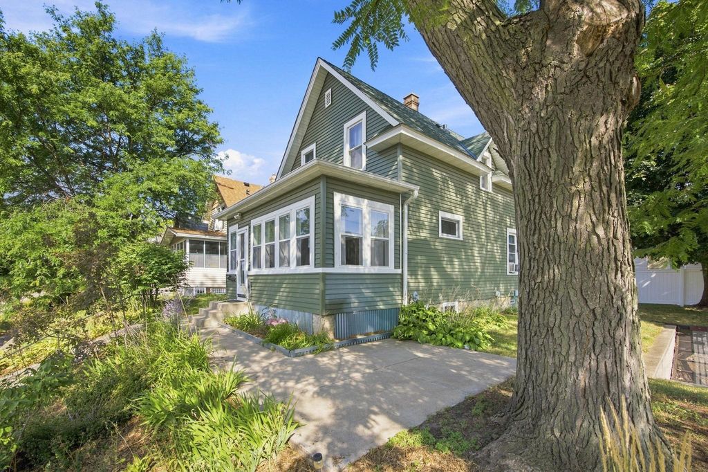 1825 Minnehaha Avenue W, Saint Paul, MN 55104 — photo 3
