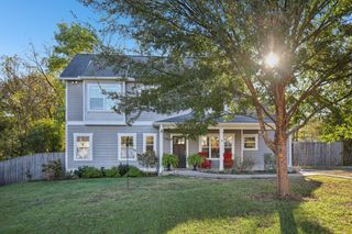 2221 Thistlewood Dr, Nashville, TN 37216