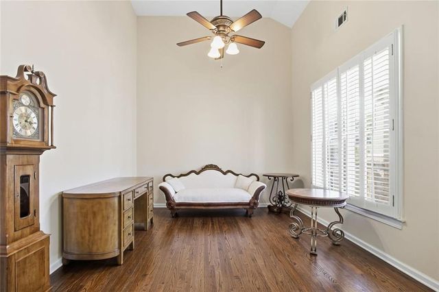 125 Chestnut Drive, Canton, GA 30114