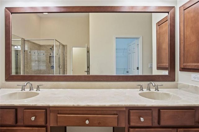 125 Chestnut Drive, Canton, GA 30114