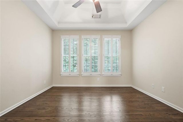 125 Chestnut Drive, Canton, GA 30114