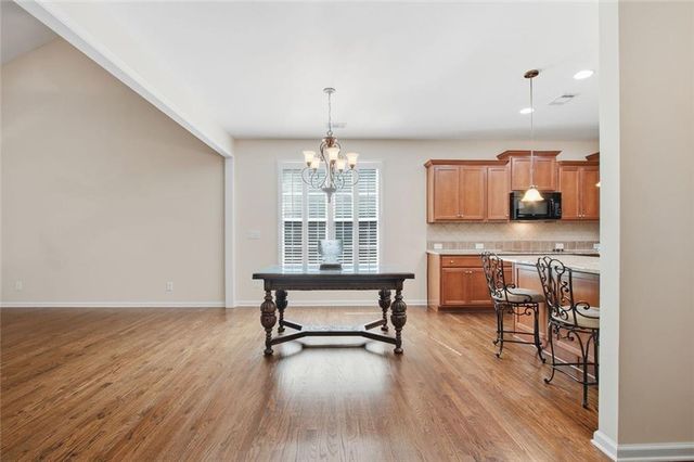 125 Chestnut Drive, Canton, GA 30114