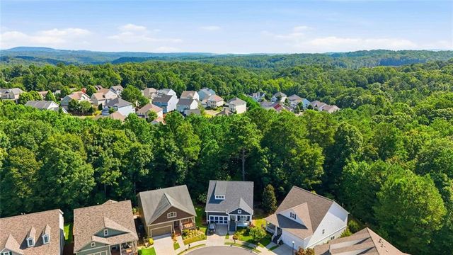 125 Chestnut Drive, Canton, GA 30114