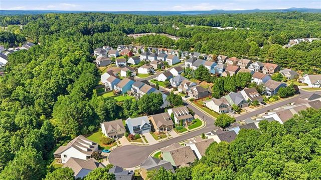 125 Chestnut Drive, Canton, GA 30114