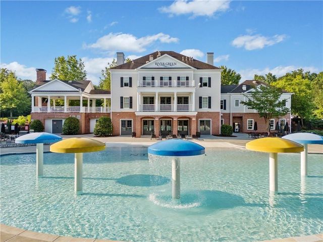 125 Chestnut Drive, Canton, GA 30114