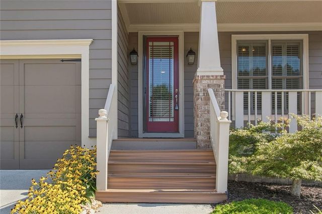 125 Chestnut Drive, Canton, GA 30114