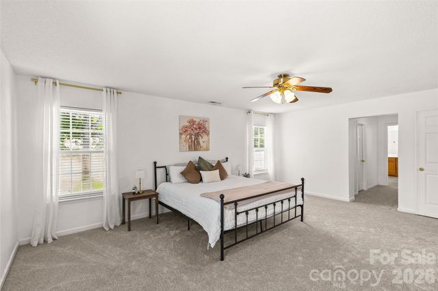 7835 Cornflower Commons Drive, Mint Hill, NC 28227