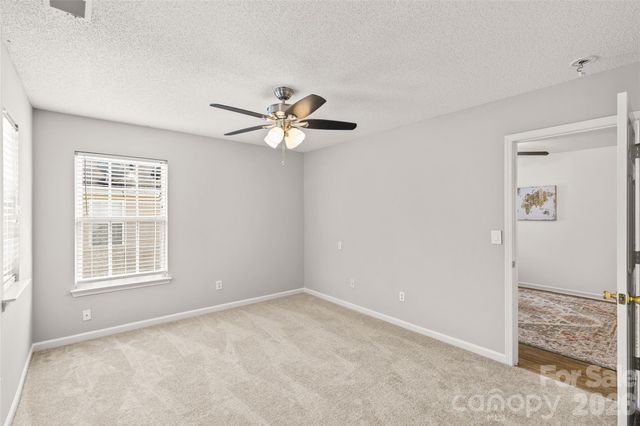 7835 Cornflower Commons Drive, Mint Hill, NC 28227