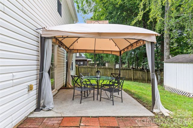 7835 Cornflower Commons Drive, Mint Hill, NC 28227