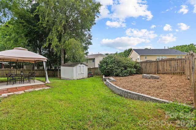 7835 Cornflower Commons Drive, Mint Hill, NC 28227