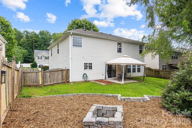 7835 Cornflower Commons Drive, Mint Hill, NC 28227
