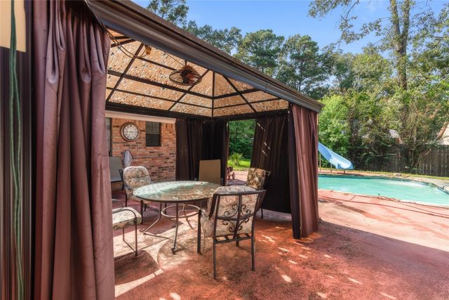 9803 Chase Island Drive, Shreveport, LA 71118