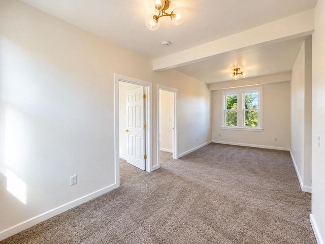 2932 W Walnut STREET, Milwaukee, WI 53208
