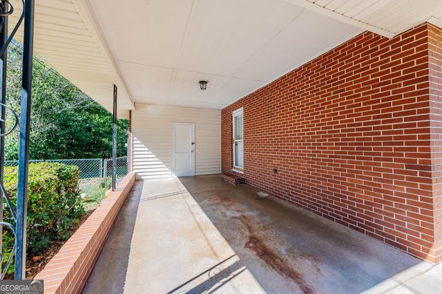 104 Skyway Drive, Warner Robins, GA 31088