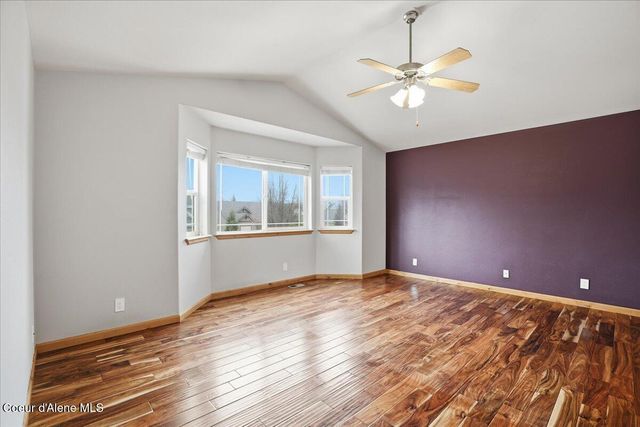 621 E Round Up CIR, Hayden, ID 83835