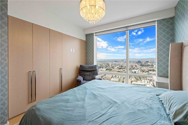 877 Francisco Street 4111, Los Angeles, CA 90017