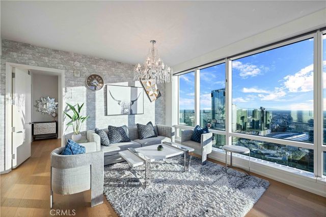 877 Francisco Street 4111, Los Angeles, CA 90017