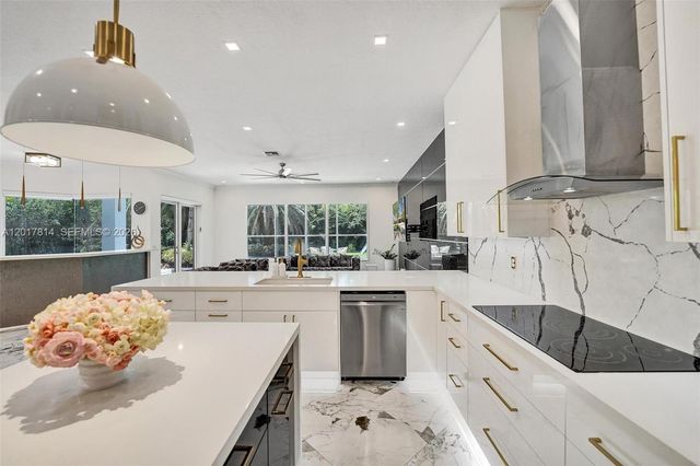 4142 SW 188th Avenue, Miramar, FL 33029