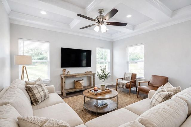 414 N 4th Street, Beasley, TX 77417