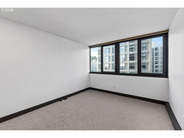 255 Sw HARRISON St 15C, Portland, OR 97201