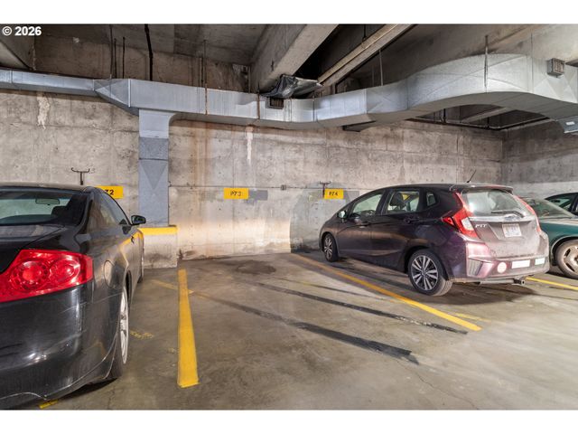 255 Sw HARRISON St 15C, Portland, OR 97201