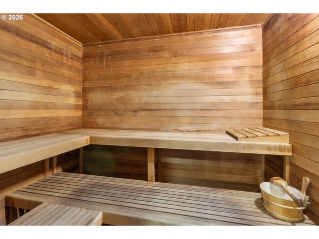 255 Sw HARRISON St 15C, Portland, OR 97201