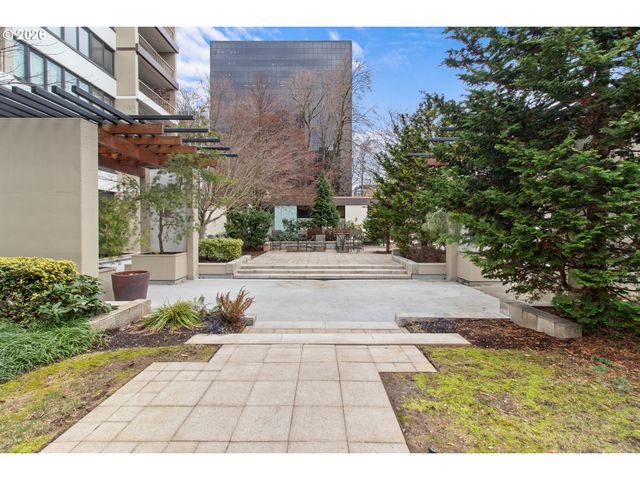 255 Sw HARRISON St 15C, Portland, OR 97201