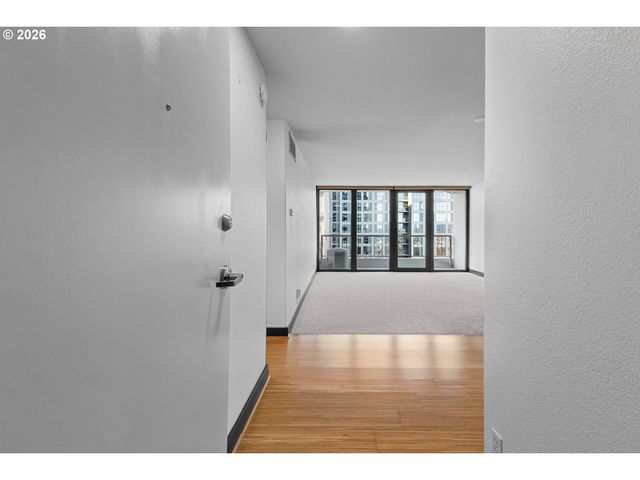 255 Sw HARRISON St 15C, Portland, OR 97201