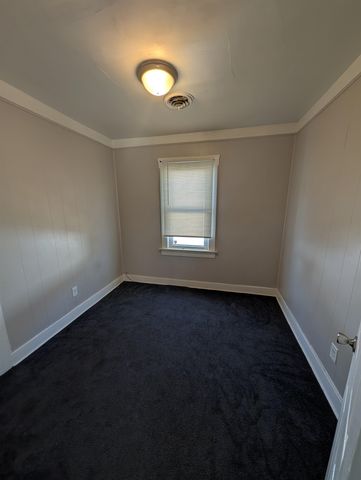 21770 Nevada Avenue, Eastpointe, MI 48021