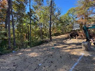 2779 Easy St, Sevierville, TN 37862