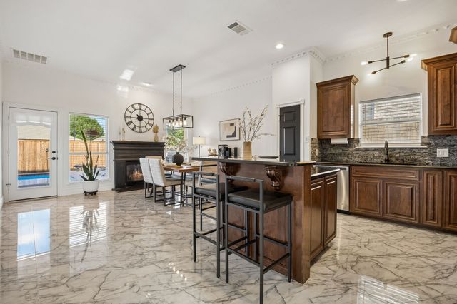 917 Remington Drive, Saginaw, TX 76131