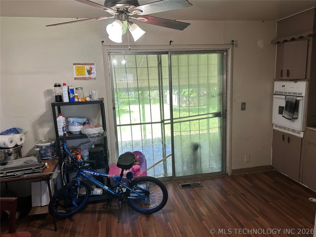 10173 E 4TH PL Place, Tulsa, OK 74128