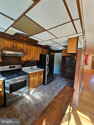 1204 E MOUNT AIRY AVE, Philadelphia, PA 19150