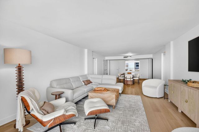 3546 S Ocean Boulevard 503, South Palm Beach, FL 33480