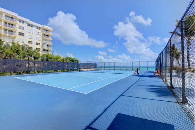 3546 S Ocean Boulevard 503, South Palm Beach, FL 33480