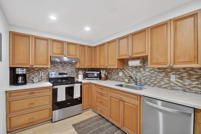 3546 S Ocean Boulevard 503, South Palm Beach, FL 33480