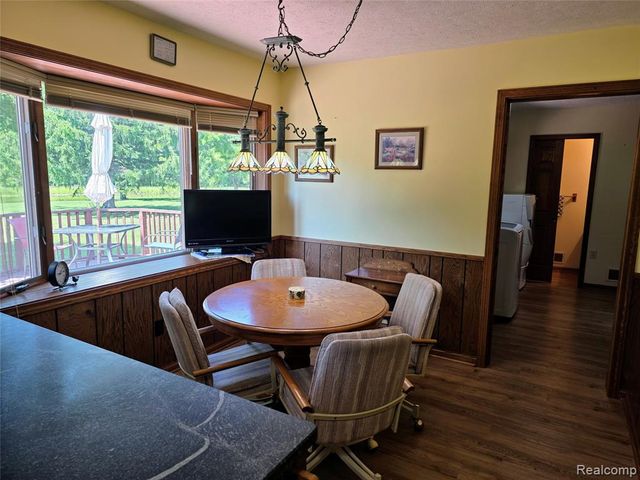 3581 N Burkhart Road, Howell, MI 48855