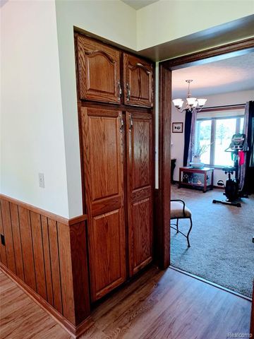 3581 N Burkhart Road, Howell, MI 48855