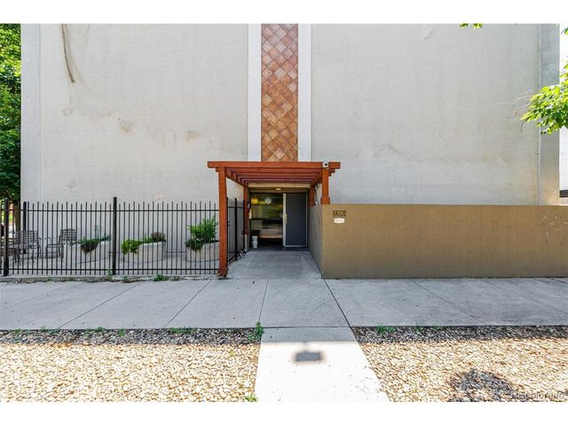 1390 N Emerson St 101, Denver, CO 80218