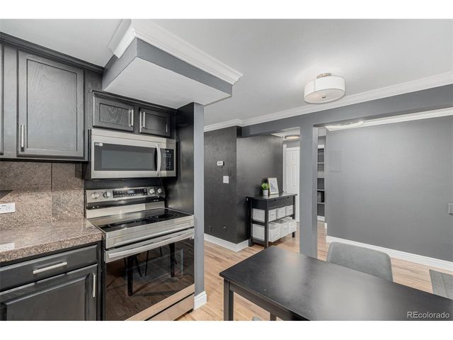1390 N Emerson St 101, Denver, CO 80218